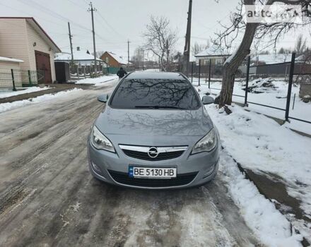Опель Астра 2010 у Первомайськ на Automoto.ua Сірий Опель Астра, об'ємом двигуна 1.69 л та пробігом 223 тис. км за 7500 $, фото 3 на Automoto.ua