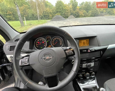 Опель Астра 2010 в Красилове на Automoto.ua Серый Опель Астра, объемом двигателя 1.6 л и пробегом 233 тыс. км за 6500 $, фото 19 на Automoto.ua