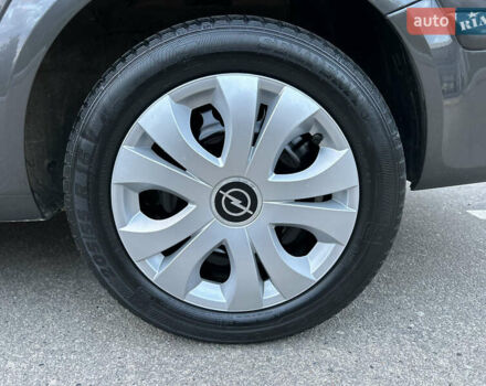 Опель Астра 2010 в Полтаве на Automoto.ua Серый Опель Астра, объемом двигателя 1.6 л и пробегом 143 тыс. км за 6500 $, фото 99 на Automoto.ua