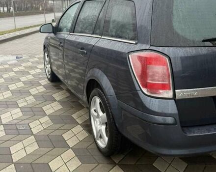 Серый Опель Астра, объемом двигателя 1.6 л и пробегом 175 тыс. км за 5650 $, фото 15 на Automoto.ua
