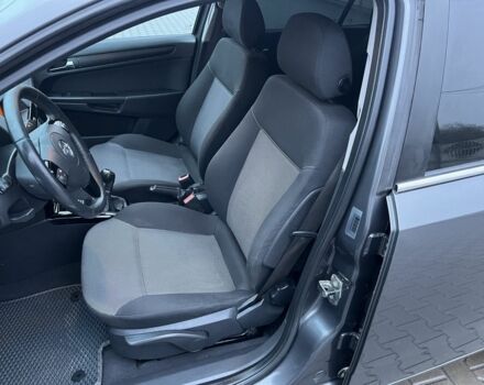 Серый Опель Астра, объемом двигателя 1.6 л и пробегом 242 тыс. км за 6199 $, фото 10 на Automoto.ua