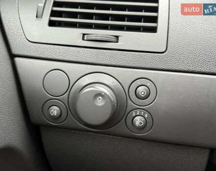 Опель Астра 2010 у Вінниці на Automoto.ua Сірий Опель Астра, об'ємом двигуна 0 л та пробігом 210 тис. км за 5600 $, фото 26 на Automoto.ua