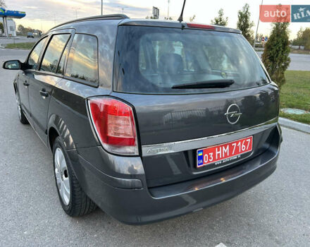 Опель Астра 2010 в Полтаве на Automoto.ua Серый Опель Астра, объемом двигателя 1.6 л и пробегом 143 тыс. км за 6500 $, фото 42 на Automoto.ua