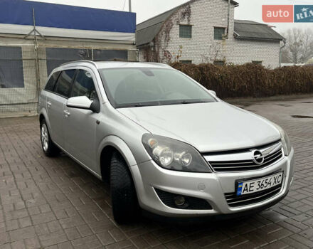Серый Опель Астра, объемом двигателя 1.6 л и пробегом 253 тыс. км за 4800 $, фото 6 на Automoto.ua
