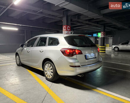 Серый Опель Астра, объемом двигателя 1.4 л и пробегом 243 тыс. км за 7800 $, фото 4 на Automoto.ua