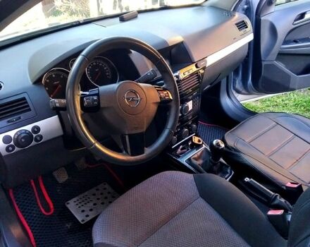 Сірий Опель Астра, об'ємом двигуна 17 л та пробігом 288 тис. км за 5200 $, фото 10 на Automoto.ua