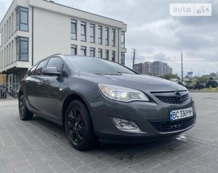 Серый Опель Астра, объемом двигателя 1.4 л и пробегом 230 тыс. км за 7000 $, фото 1 на Automoto.ua