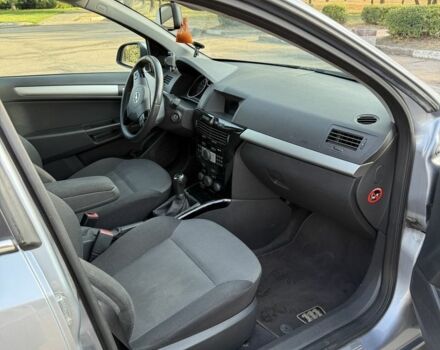 Серый Опель Астра, объемом двигателя 1.6 л и пробегом 212 тыс. км за 5999 $, фото 11 на Automoto.ua