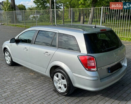 Серый Опель Астра, объемом двигателя 1.7 л и пробегом 255 тыс. км за 5800 $, фото 12 на Automoto.ua