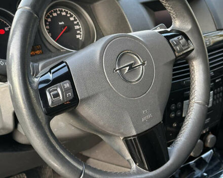 Серый Опель Астра, объемом двигателя 1.6 л и пробегом 245 тыс. км за 5800 $, фото 17 на Automoto.ua