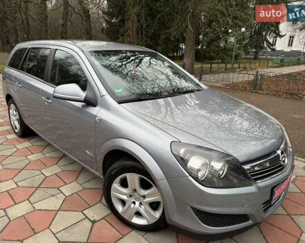 Серый Опель Астра, объемом двигателя 1.6 л и пробегом 209 тыс. км за 6400 $, фото 14 на Automoto.ua