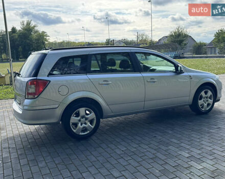 Серый Опель Астра, объемом двигателя 1.7 л и пробегом 255 тыс. км за 5800 $, фото 8 на Automoto.ua