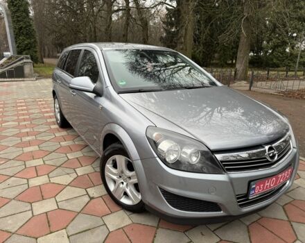 Серый Опель Астра, объемом двигателя 0 л и пробегом 209 тыс. км за 6400 $, фото 1 на Automoto.ua