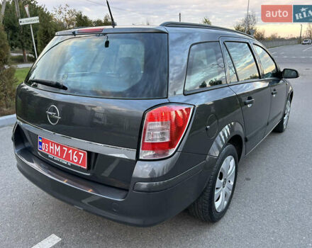 Опель Астра 2010 в Полтаве на Automoto.ua Серый Опель Астра, объемом двигателя 1.6 л и пробегом 143 тыс. км за 6500 $, фото 127 на Automoto.ua