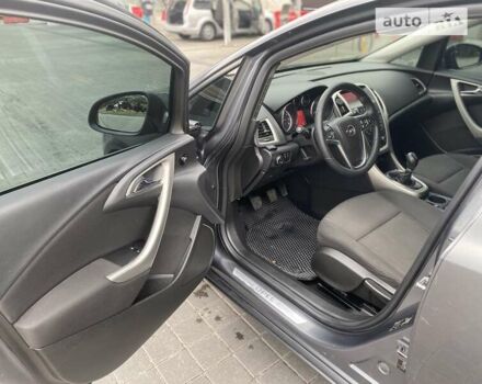 Серый Опель Астра, объемом двигателя 1.4 л и пробегом 230 тыс. км за 7000 $, фото 13 на Automoto.ua