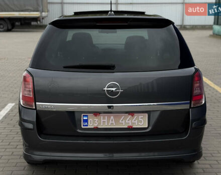 Опель Астра 2010 в Дубно на Automoto.ua Серый Опель Астра, объемом двигателя 1.6 л и пробегом 229 тыс. км за 5100 $, фото 6 на Automoto.ua