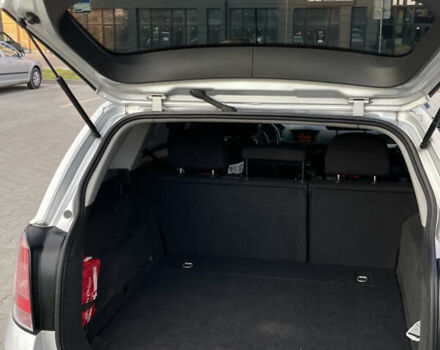 Сірий Опель Астра, об'ємом двигуна 1.7 л та пробігом 256 тис. км за 4800 $, фото 19 на Automoto.ua