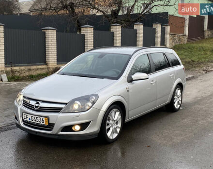 Серый Опель Астра, объемом двигателя 1.6 л и пробегом 160 тыс. км за 6500 $, фото 1 на Automoto.ua