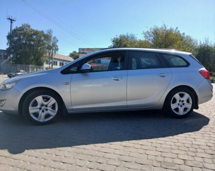 Серый Опель Астра, объемом двигателя 1.7 л и пробегом 282 тыс. км за 7200 $, фото 8 на Automoto.ua