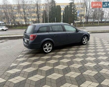 Серый Опель Астра, объемом двигателя 1.6 л и пробегом 175 тыс. км за 5650 $, фото 12 на Automoto.ua