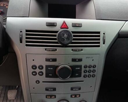 Сірий Опель Астра, об'ємом двигуна 1.7 л та пробігом 300 тис. км за 4349 $, фото 13 на Automoto.ua