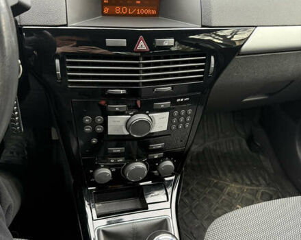 Серый Опель Астра, объемом двигателя 1.6 л и пробегом 177 тыс. км за 6700 $, фото 15 на Automoto.ua