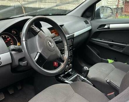 Сірий Опель Астра, об'ємом двигуна 1.6 л та пробігом 208 тис. км за 6500 $, фото 5 на Automoto.ua