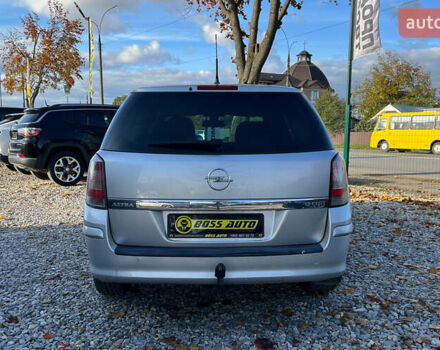 Серый Опель Астра, объемом двигателя 1.69 л и пробегом 260 тыс. км за 5300 $, фото 5 на Automoto.ua