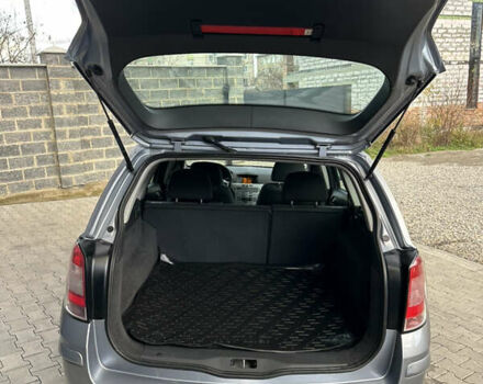 Серый Опель Астра, объемом двигателя 1.6 л и пробегом 224 тыс. км за 5500 $, фото 51 на Automoto.ua