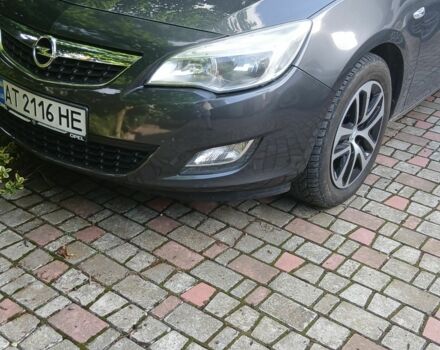 Серый Опель Астра, объемом двигателя 1.2 л и пробегом 252 тыс. км за 6000 $, фото 1 на Automoto.ua