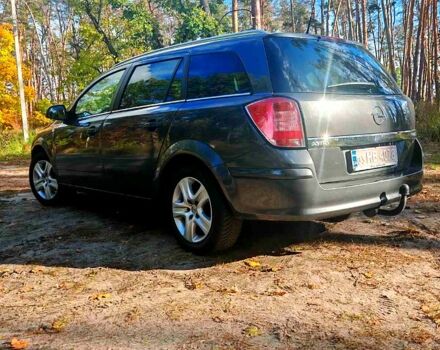 Опель Астра 2010 у Харкові на Automoto.ua Сірий Опель Астра, об'ємом двигуна 1.4 л та пробігом 184 тис. км за 6600 $, фото 1 на Automoto.ua