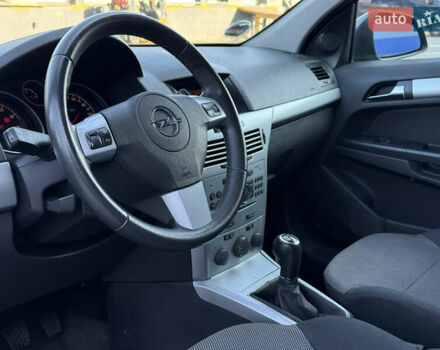 Сірий Опель Астра, об'ємом двигуна 1.6 л та пробігом 203 тис. км за 4999 $, фото 23 на Automoto.ua