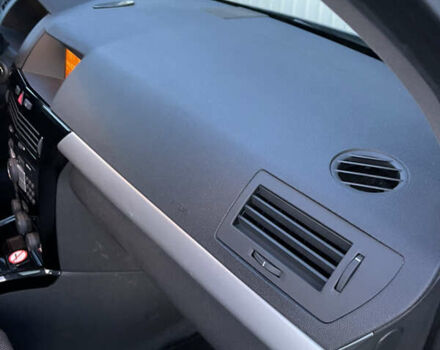 Опель Астра 2010 в Луцке на Automoto.ua Серый Опель Астра, объемом двигателя 0 л и пробегом 257 тыс. км за 6280 $, фото 29 на Automoto.ua