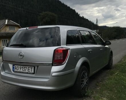 Опель Астра 2010 в Межгорье на Automoto.ua Серый Опель Астра, объемом двигателя 1.7 л и пробегом 260 тыс. км за 5500 $, фото 4 на Automoto.ua