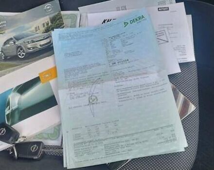 Опель Астра 2010 в Бердичеве на Automoto.ua Серый Опель Астра, объемом двигателя 1.6 л и пробегом 212 тыс. км за 6700 $, фото 68 на Automoto.ua