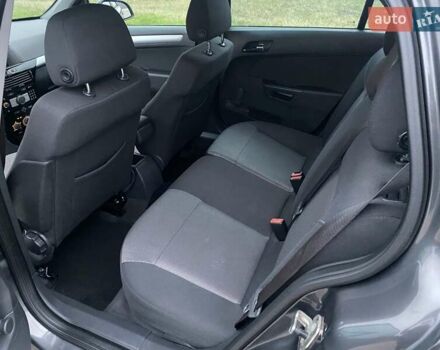 Серый Опель Астра, объемом двигателя 1.6 л и пробегом 248 тыс. км за 6850 $, фото 15 на Automoto.ua