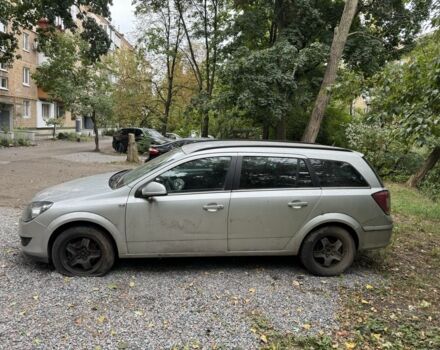 Опель Астра 2010 в Киеве на Automoto.ua Серый Опель Астра, объемом двигателя 1.7 л и пробегом 375 тыс. км за 2500 $, фото 2 на Automoto.ua