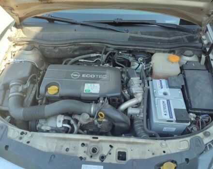 Серый Опель Астра, объемом двигателя 1.7 л и пробегом 234 тыс. км за 7544 $, фото 4 на Automoto.ua