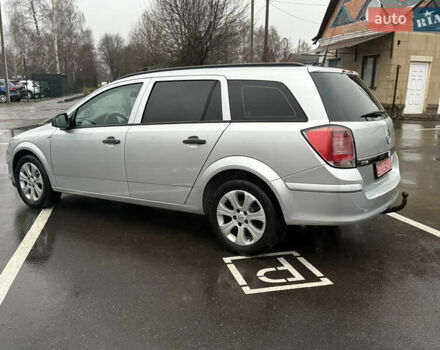 Серый Опель Астра, объемом двигателя 1.6 л и пробегом 231 тыс. км за 5699 $, фото 4 на Automoto.ua