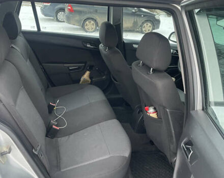 Серый Опель Астра, объемом двигателя 1.7 л и пробегом 220 тыс. км за 8700 $, фото 13 на Automoto.ua