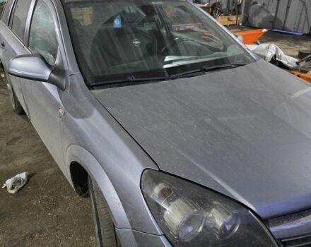 Серый Опель Астра, объемом двигателя 1.7 л и пробегом 270 тыс. км за 2700 $, фото 3 на Automoto.ua