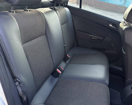 Серый Опель Астра, объемом двигателя 1.6 л и пробегом 245 тыс. км за 5800 $, фото 14 на Automoto.ua