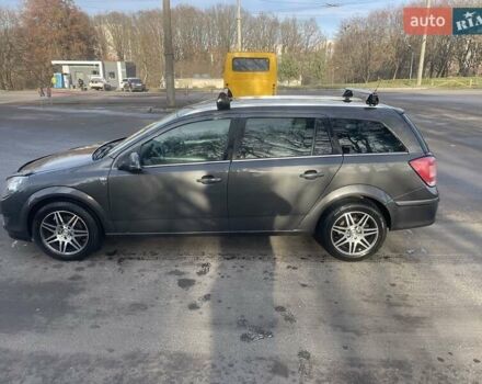 Серый Опель Астра, объемом двигателя 1.6 л и пробегом 263 тыс. км за 5700 $, фото 2 на Automoto.ua