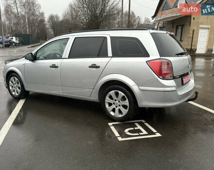 Серый Опель Астра, объемом двигателя 1.6 л и пробегом 231 тыс. км за 5699 $, фото 9 на Automoto.ua