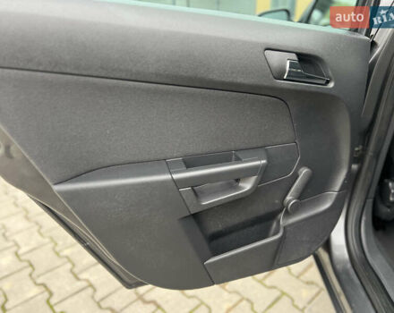 Сірий Опель Астра, об'ємом двигуна 1.6 л та пробігом 260 тис. км за 6250 $, фото 73 на Automoto.ua