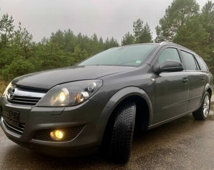 Сірий Опель Астра, об'ємом двигуна 1.9 л та пробігом 284 тис. км за 4000 $, фото 4 на Automoto.ua