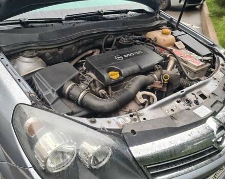 Сірий Опель Астра, об'ємом двигуна 1.69 л та пробігом 374 тис. км за 5500 $, фото 9 на Automoto.ua