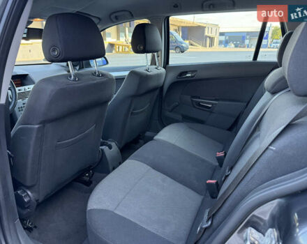 Опель Астра 2010 в Ровно на Automoto.ua Серый Опель Астра, объемом двигателя 1.6 л и пробегом 203 тыс. км за 5350 $, фото 27 на Automoto.ua