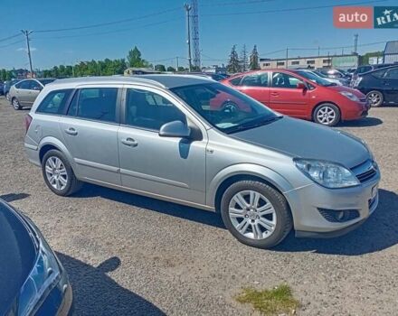 Опель Астра 2010 в Полтаве на Automoto.ua Серый Опель Астра, объемом двигателя 1.6 л и пробегом 290 тыс. км за 6500 $, фото 5 на Automoto.ua