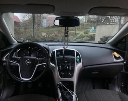 Сірий Опель Астра, об'ємом двигуна 1.7 л та пробігом 368 тис. км за 5400 $, фото 9 на Automoto.ua